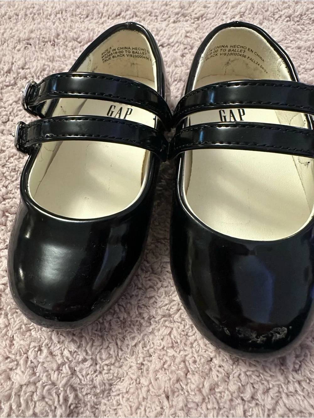 🖤 Baby Gap Black Patent Mary Jane Shoes Girls Size 5